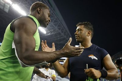 Russell Wilson and DK Metcalf shared a wholesome hug in QB’s tense return to Seattle