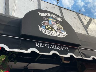 US pub to show Queen’s funeral to give expats ‘a little piece of tradition’