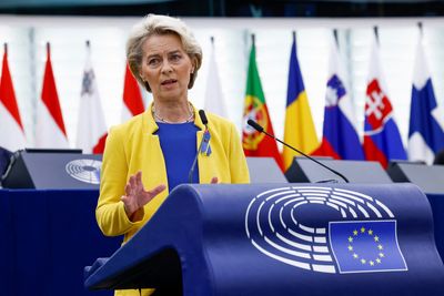 EU lays out energy crisis plan, says solidarity with Ukraine unshakeable