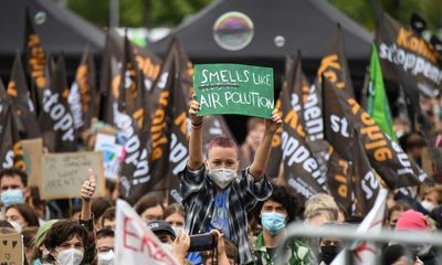 Healthy teenagers at risk of irregular heartbeats from air pollution, says study