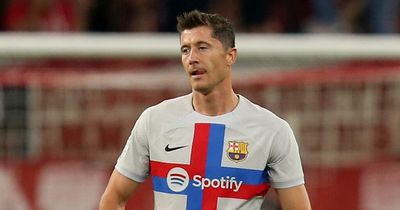 Robert Lewandowski given scant consolation by Barcelona teammate after Bayern defeat