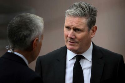'Don't ruin it': Keir Starmer tells anti-monarchy protesters to show 'respect'