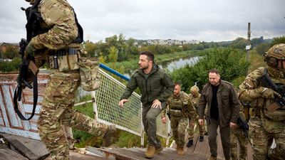 Zelensky visits recaptured hub of Izyum in east Ukraine