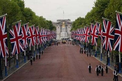 Why did The Queen’s procession to Westminster Hall start at exactly 2.22pm?