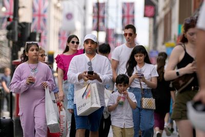 UK inflation dips slightly in August to 9.9%