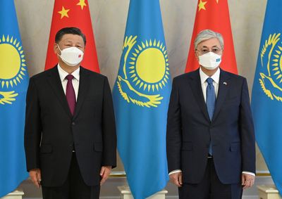 Chinese leader Xi Jinping in Kazakhstan before summit with Putin