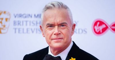 Huw Edwards' story about bumping into the Queen in Buckingham Palace he 'probably shouldn't share'