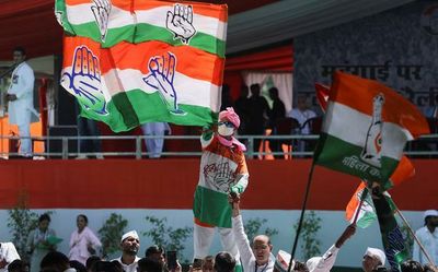 Congress reviews preparations for party poll