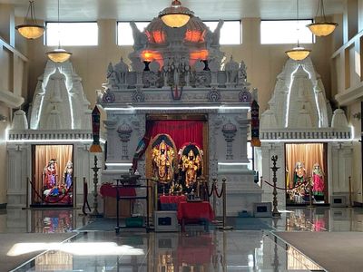 How a small Wisconsin town became home to 4 Dharmic temples