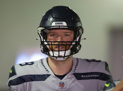 Seahawks add Carson Tinker to roster, place Tyler Ott on injured reserve