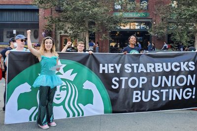 Starbucks Interim CEO Maps Out Rebound for Coffee Chain