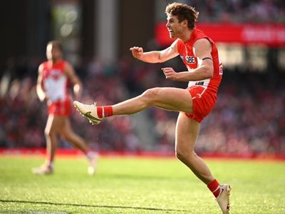 Swans backline to turn defence into attack