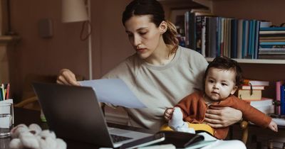 Livid mum 'can't think straight' over 'slacker' colleague who keeps leaving work early