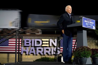 Biden's tight spot: a union backer out to avert rail strike