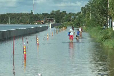 Extensive flooding in Chi, Mun river basins