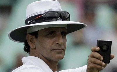 Former Pakistan umpire Asad Rauf dies