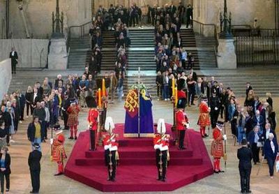 Queen lies in state: One by one, thousands pay tribute to Queen Elizabeth II