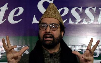 Samarkand meeting between India and Pakistan PMs opportunity to break ice: Mirwaiz