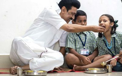 Chief Minister’s Breakfast Scheme launch in Tamil Nadu | Scheme not a freebie, but duty of State to feed its children, says CM Stalin