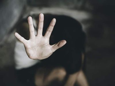 Crime News: Minor girl raped by two youth in Hyderabad