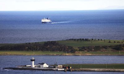 UK to unilaterally continue suspending Northern Ireland border checks