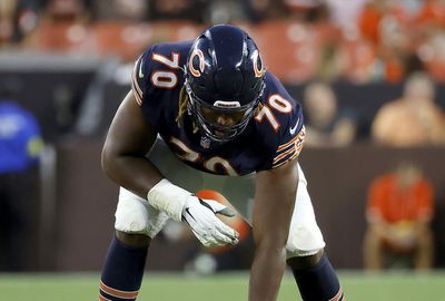 Bear Necessities: Rookie LT Braxton Jones breaks down his first NFL start