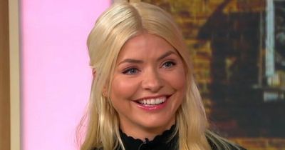 This Morning's Holly Willoughby left red faced as she knocks over rare coin in blunder