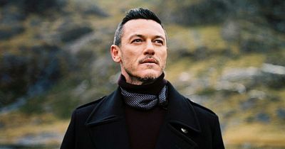 Hollywood star Luke Evans recreates sweet childhood picture in his old valleys street 40 years on