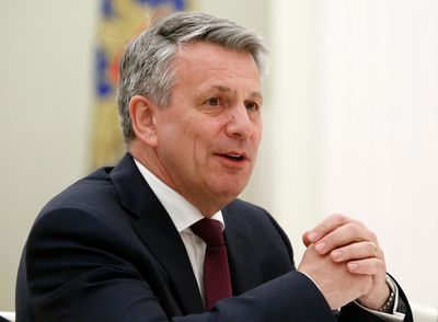 Shell CEO to step down as oil giant looks to climate goals