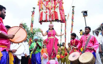 Cultural procession in Kalaburagi demonstrates State’s folk heritage