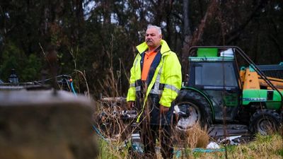 NSW Rural Fire Service addressed a 'wounded' community seeking an apology after ill-fated back-burn