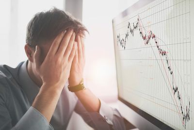 3 Stocks You Don't Want to Buy on the Bottom