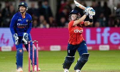Dunkley and Capsey steer England Women to T20 series win over India