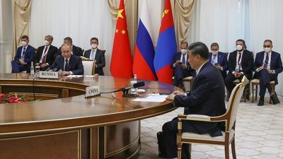 The Loop: Leaked document on French sub deal, Putin and Xi meet, Wallabies shattered by controversial call