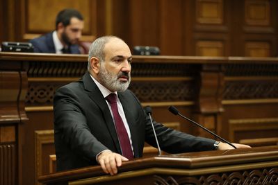 Armenia's PM holds calls with Putin, Macron, Blinken on border clashes with Azerbaijan