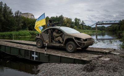 Ukraine finds new mass burials, says Russia “leaves death"
