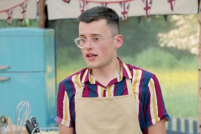 ‘Please don’t follow me’: Bake Off contestant shares disturbing anecdote about being followed home