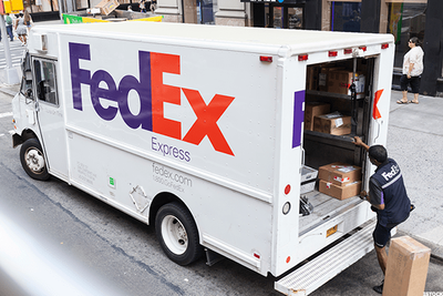 FedEx Stock Plunges On Surprise Profit Warning, Global Shipping Demand Slump