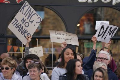 King Charles welcomed in Cardiff by boos from anti-monarchy protesters