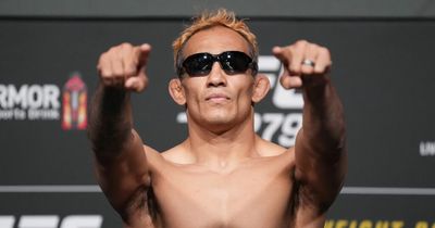 Tony Ferguson tells UFC fans to "shut the f*** up" after telling him to retire