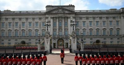What are all the Royal residencies and who lives in them