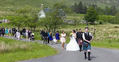 Mum fuming after 'vile' brother enforces rule for her kids at Scottish wedding