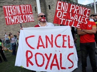 Queen’s funeral sees cemeteries close, supermarkets shut and driving tests cancelled