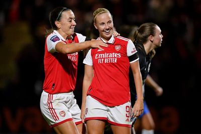 Beth Mead scores twice as Arsenal thrash 10-player Brighton in Women’s Super League opener