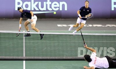 Murray and Salisbury battle to the last but Britain crash out of Davis Cup