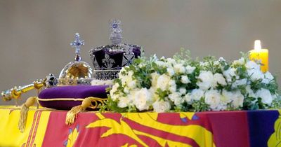 Man tackled and arrested by police after rushing at Queen's coffin