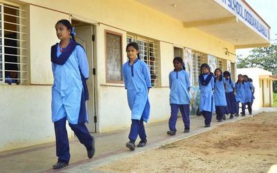 Resistance begins to build against West Bengal’s new rules for school uniforms