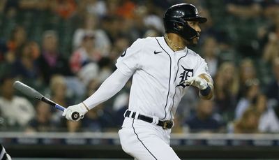 Tigers walk off White Sox, who fall 4 games behind Guardians