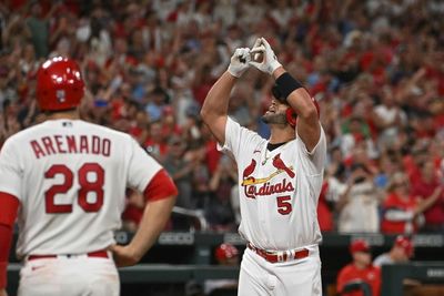 Cardinals' Pujols edges closer to 700 homer milestone