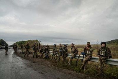 Russia ‘may not have sufficient reserves or morale’ to withstand further Ukraine assault